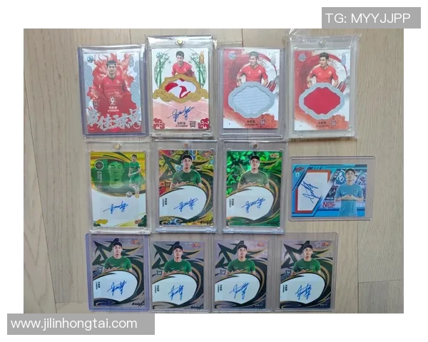 一整盒足球球星卡通常包含多少张卡片及其收藏价值分析